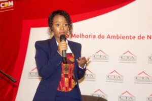 Yara da Silva — Consultora do Estado