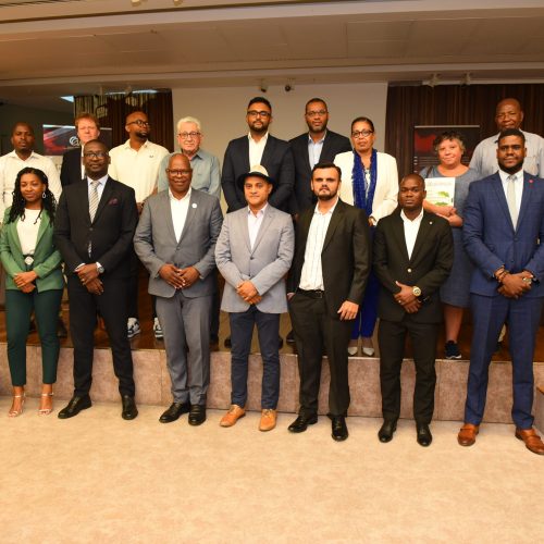 Foto família dos membros da CCMUSA